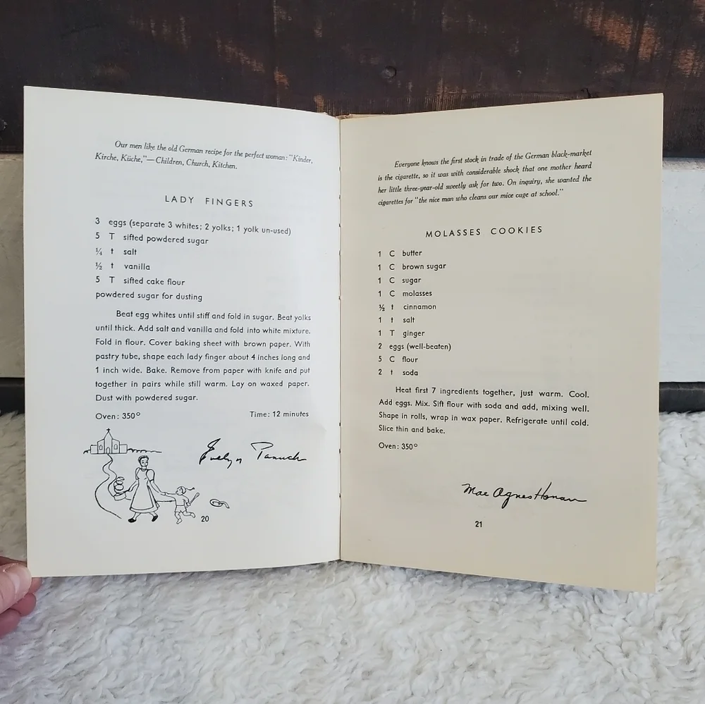 𝅺VINTAGE VTG Operation Vittles 1949 Hardcover Recipe Cookbook